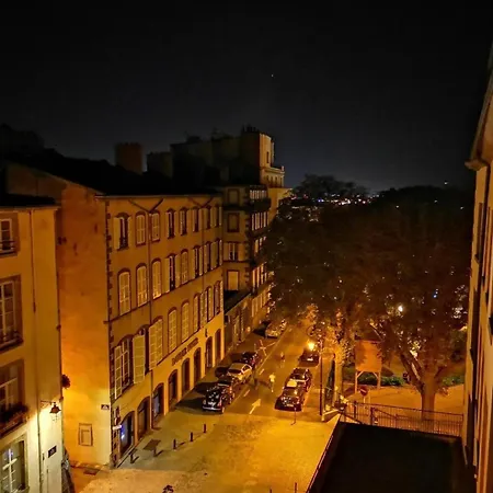 La Tour Gregoire Bed & Breakfast 4*