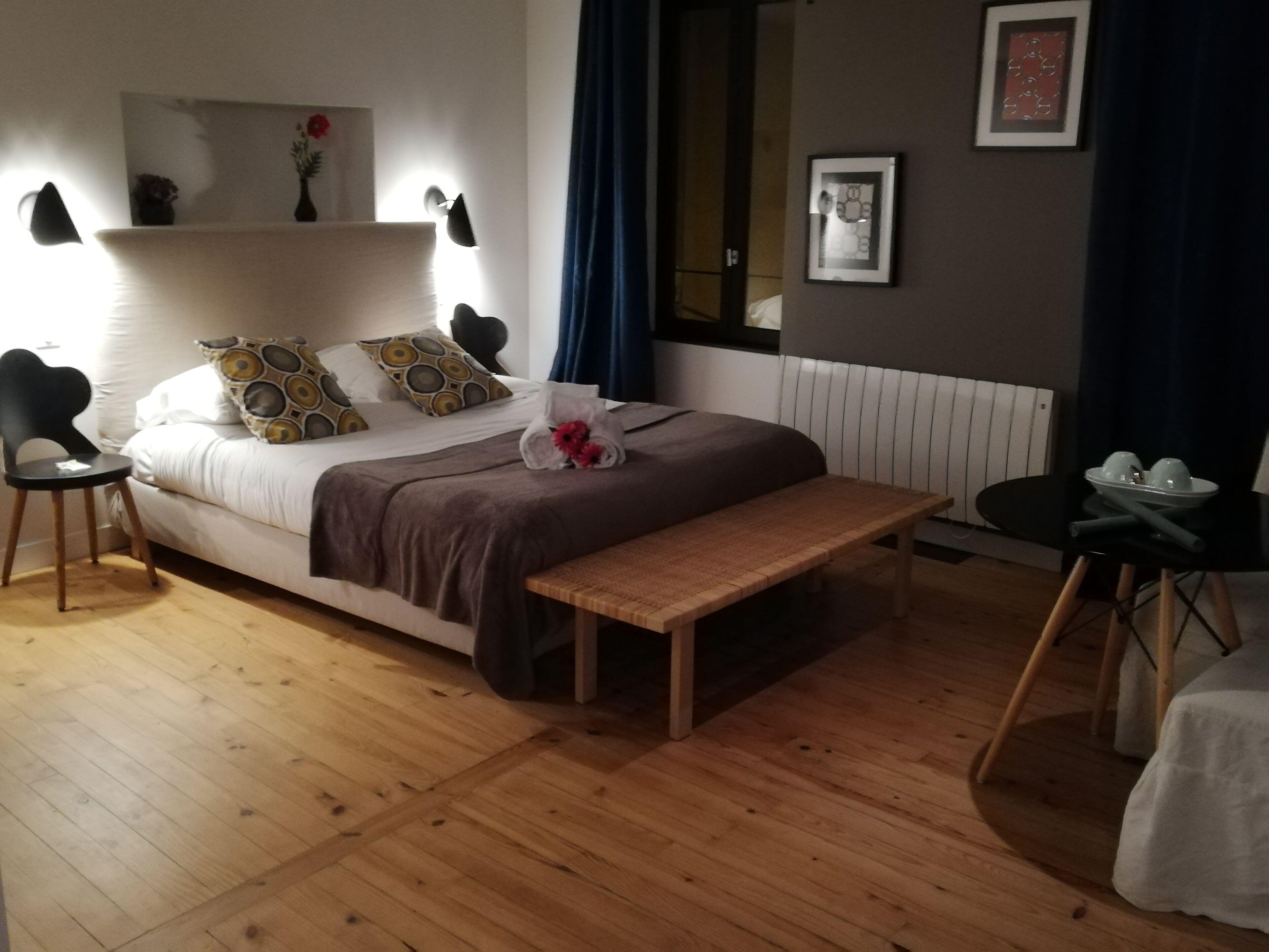 La Tour Gregoire Bed & Breakfast 4*